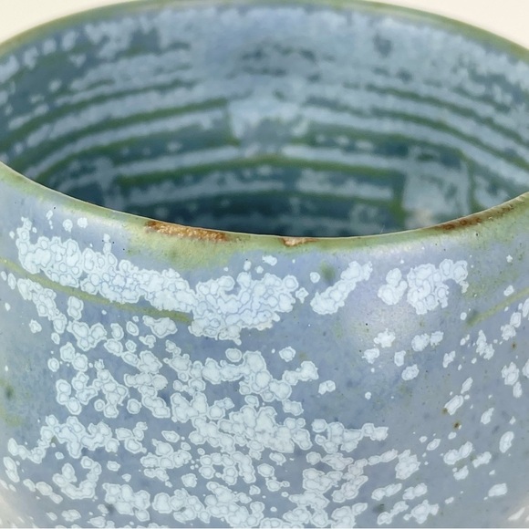 Organic Shape Freeform Pottery Cup Vase Artist Stamped H Blue Green Pedestal Bud - Picture 4 of 16